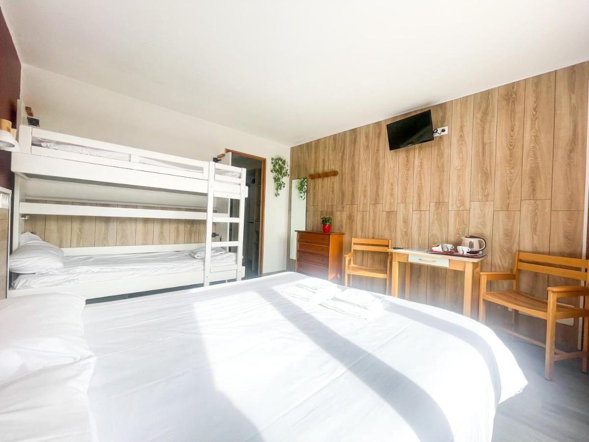 Atmosphere Hotel Λε Ντεζ Αλπ Εξωτερικό φωτογραφία