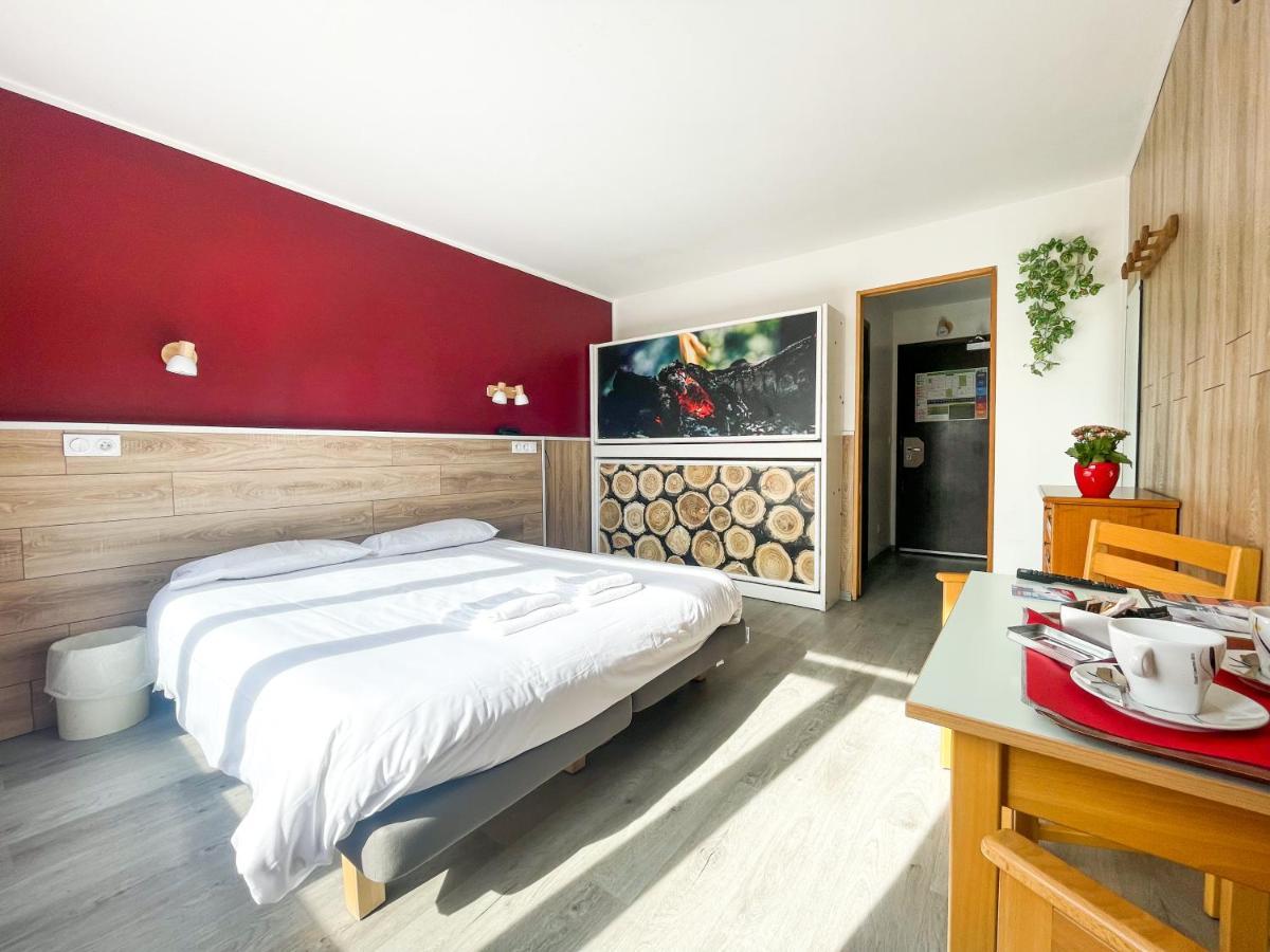 Atmosphere Hotel Λε Ντεζ Αλπ Εξωτερικό φωτογραφία