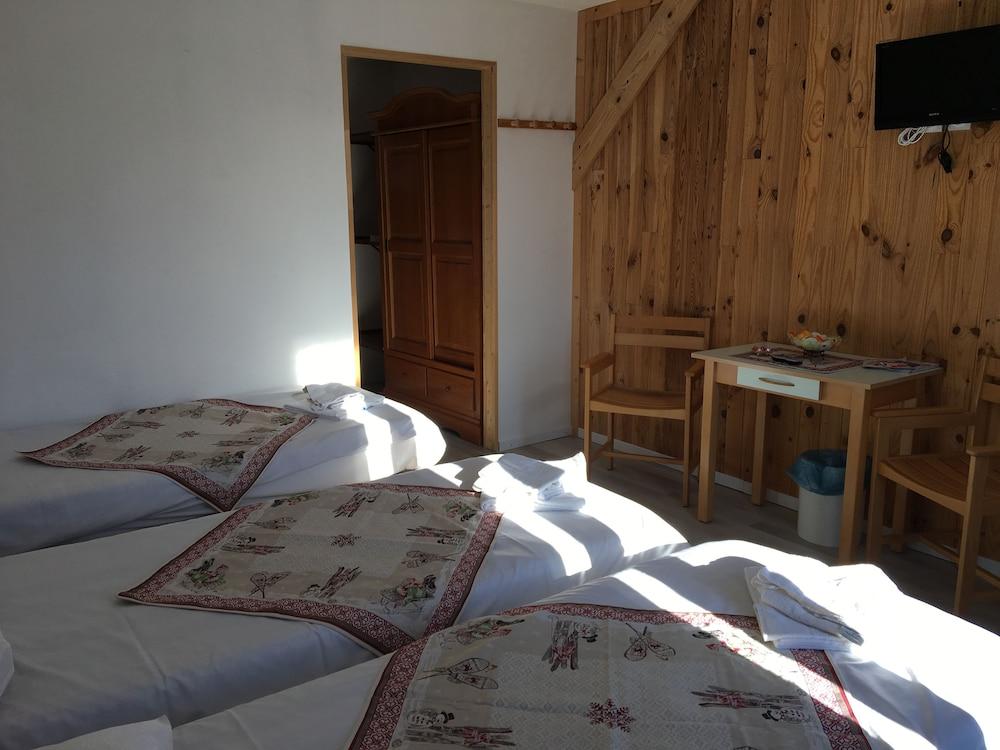 Atmosphere Hotel Λε Ντεζ Αλπ Εξωτερικό φωτογραφία