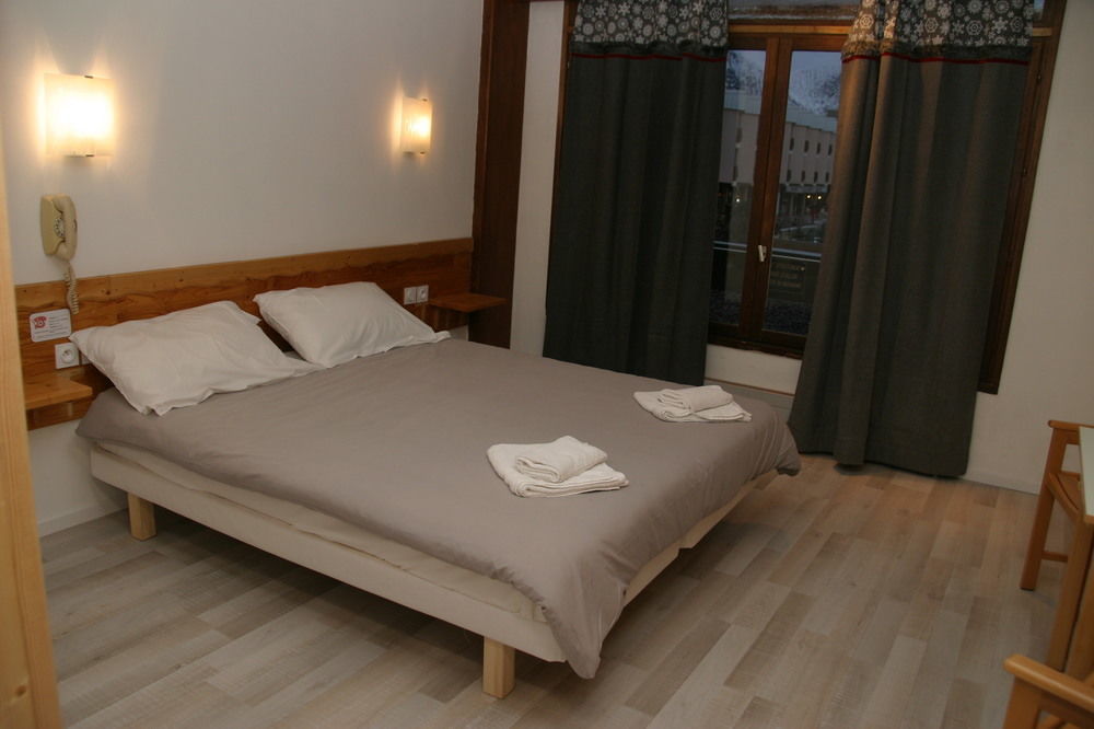 Atmosphere Hotel Λε Ντεζ Αλπ Εξωτερικό φωτογραφία